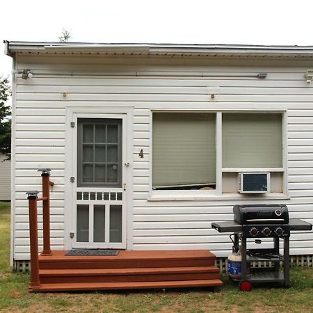 Parkside Cottages & Suites Stanhope Exterior photo