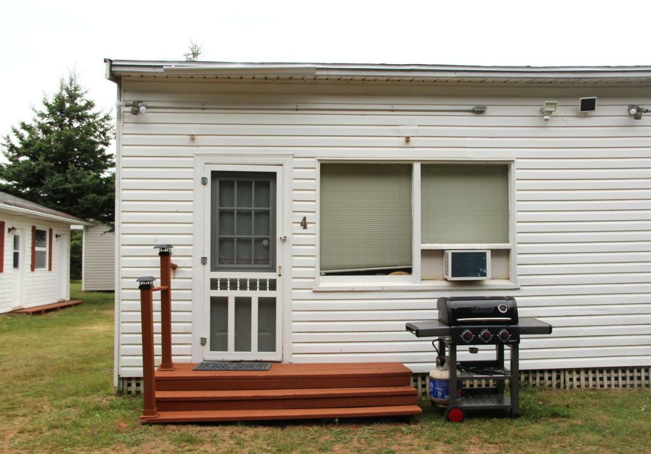 Parkside Cottages & Suites Stanhope Exterior photo